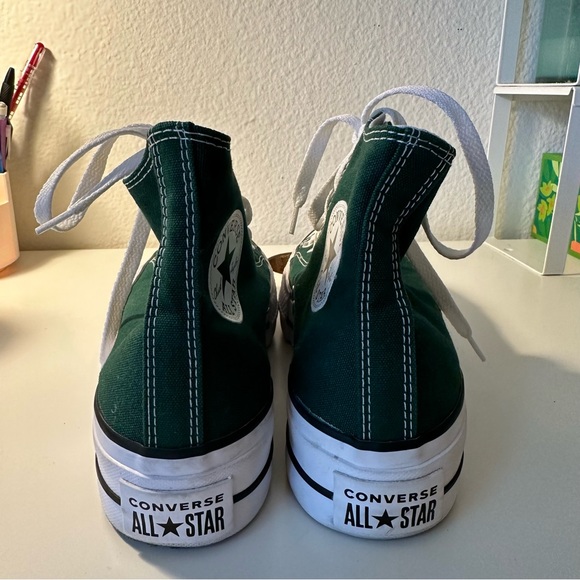Size 7.5 women’s platform green converse - Picture 3 of 9